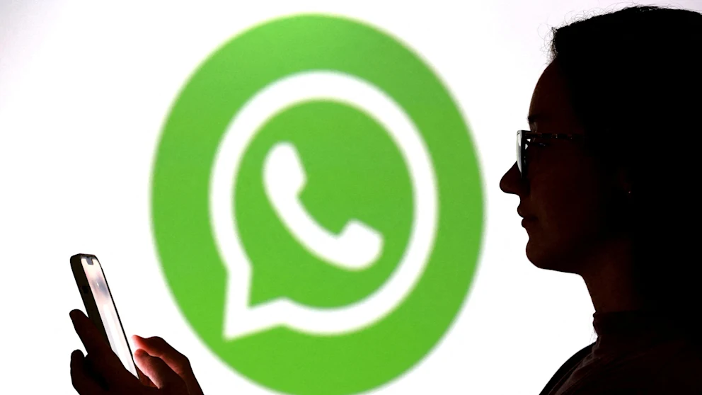 How to add friends on WhatsApp